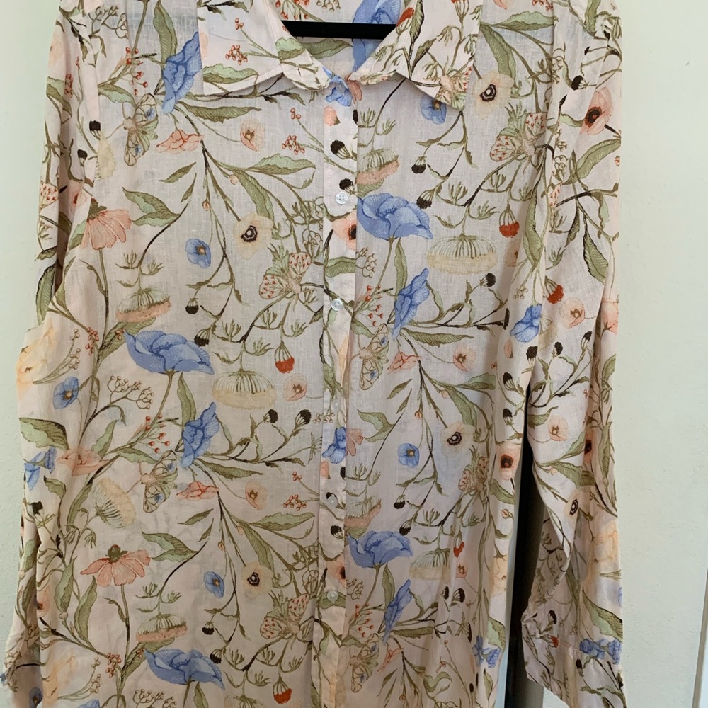 H&M Linen Blend Floral Button-Down Shirt